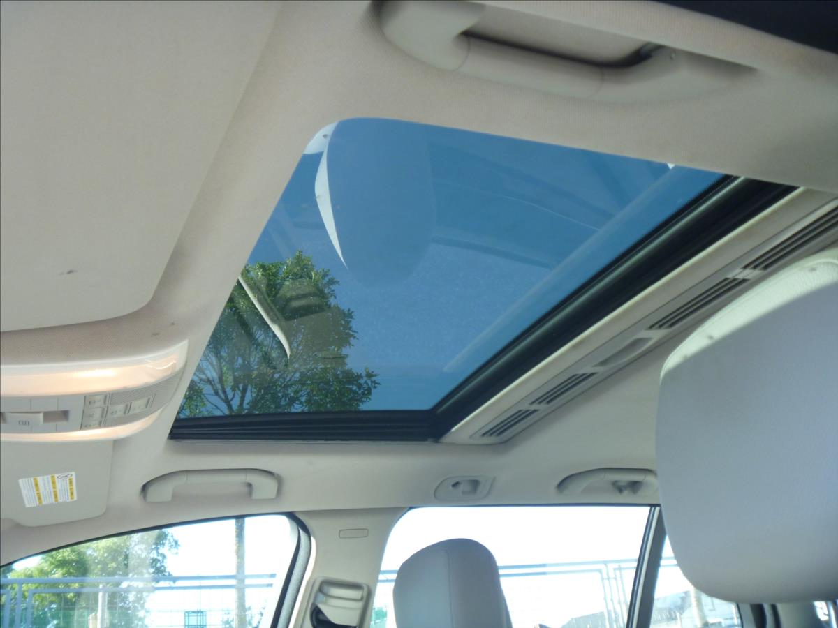 Mercedes-Benz Třídy C Kombi 2,1 l 100 kw