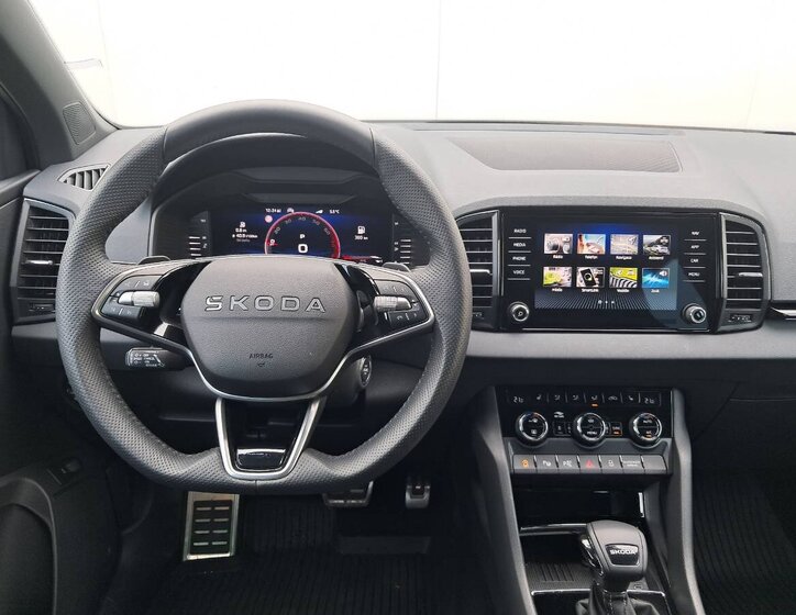 Škoda Karoq SUV / Terénní 1,5 l 110 kw