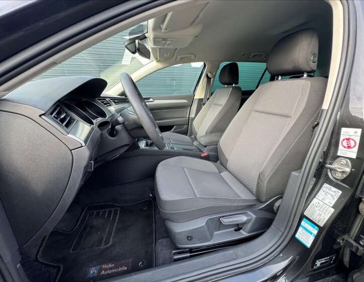 Volkswagen Passat Kombi 2,0 l 110 kw