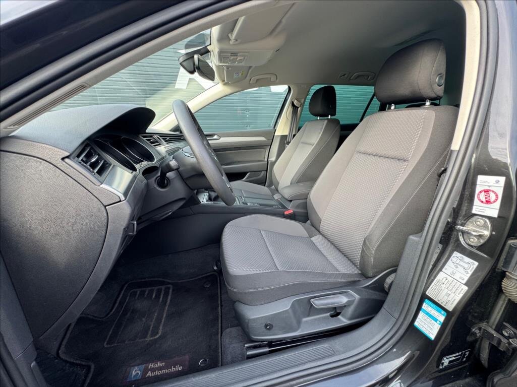 Volkswagen Passat Kombi 2,0 l 110 kw