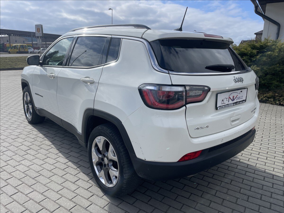 Jeep Compass SUV / Terénní 2,0 l 103 kw
