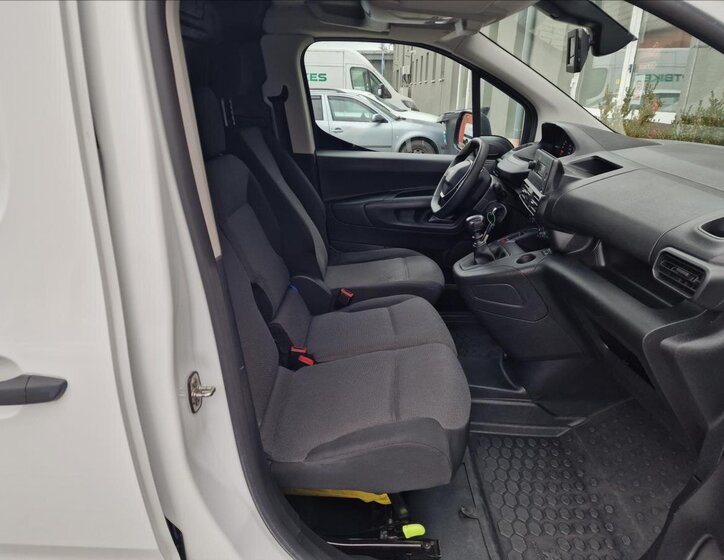 Peugeot Partner Skříň 1,2 l 81 kw