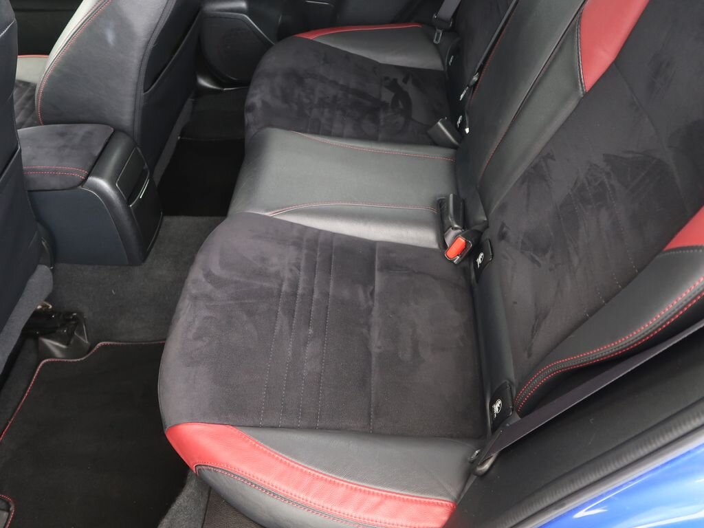 Subaru WRX STI Sedan / Limuzína 2,5 l 221 kw