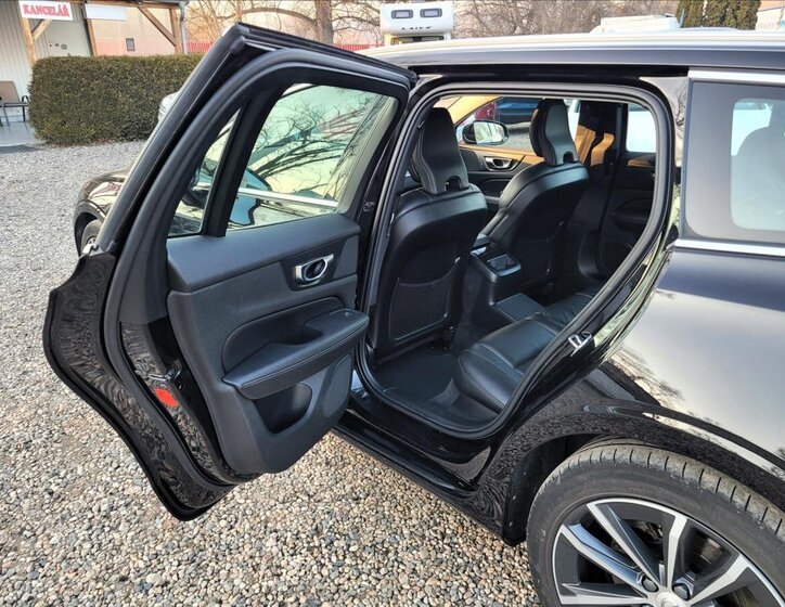 Volvo V60 Kombi 2,0 l 251 kw