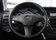 Mercedes-Benz GLK 9