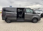 Ford Tourneo Custom 14
