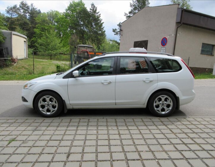 Ford Focus Kombi 1,6 l 66 kw