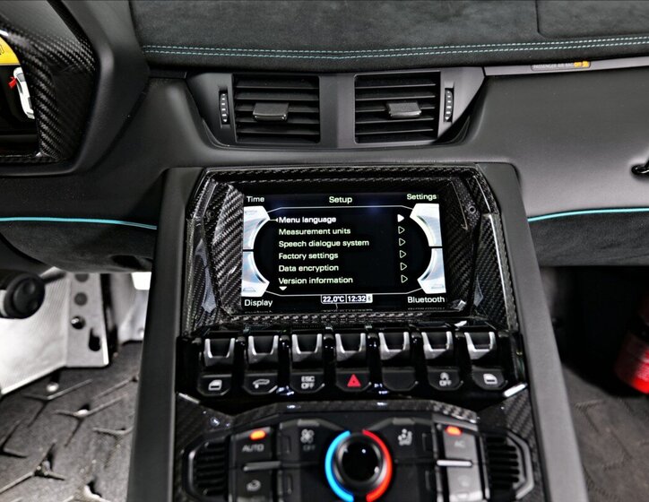 Lamborghini Aventador Kupé 6,5 l 552 kw