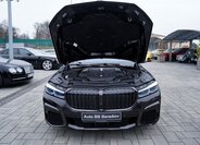 BMW Řada 7 9