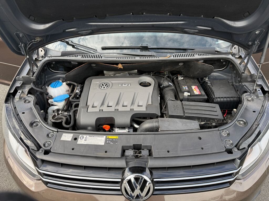 Volkswagen Touran Kombi 1,6 l 77 kw