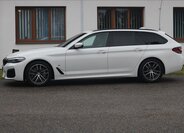BMW Řada 5 Kombi 3,0 l 210 kw
