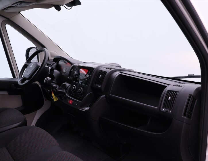 Peugeot Boxer 20