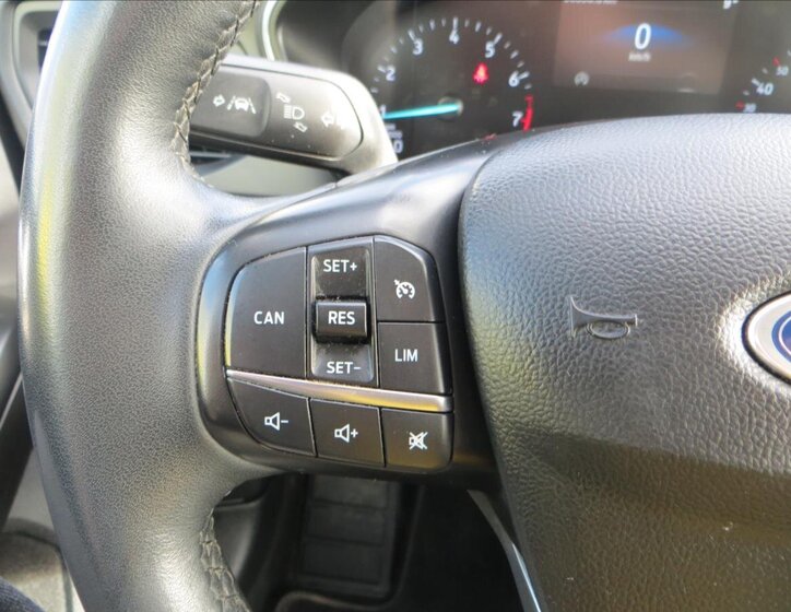 Ford Focus Kombi 999,0 114 kw