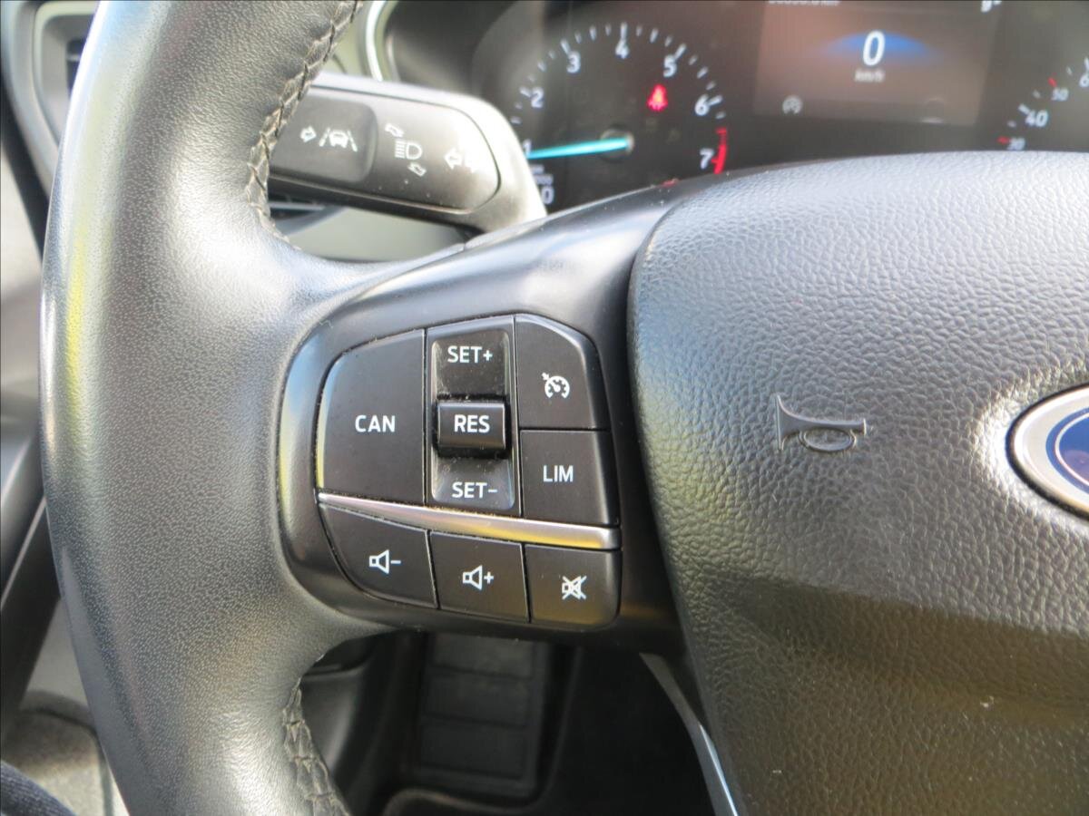 Ford Focus Kombi 999,0 114 kw