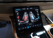 Cadillac Escalade 33