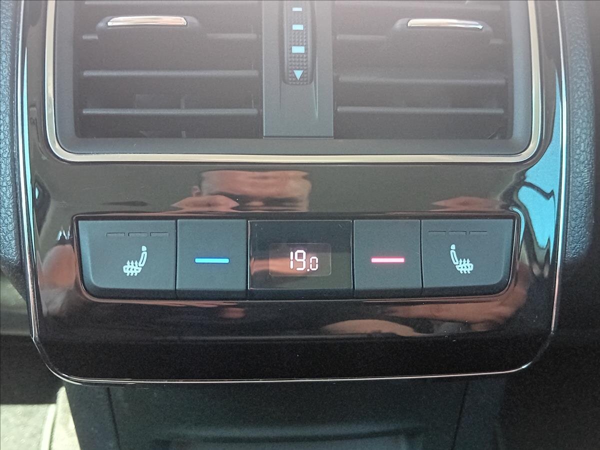 Škoda Superb Kombi 2,0 l 110 kw