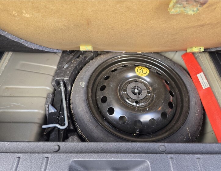 Nissan Note Hatchback 1,5 l 66 kw