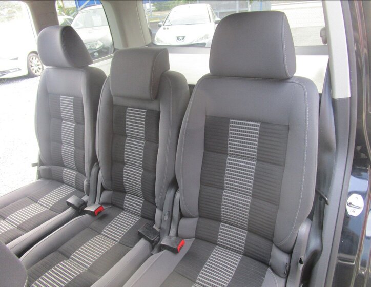 Volkswagen Touran 28