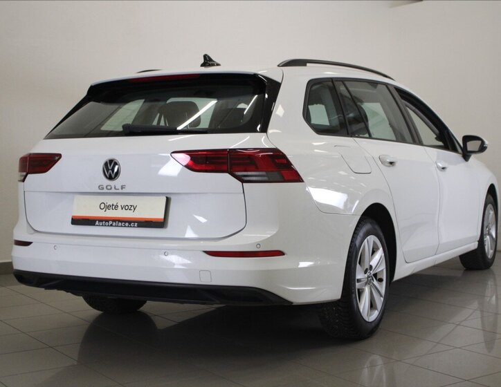 Volkswagen Golf Kombi 1,5 l 96 kw