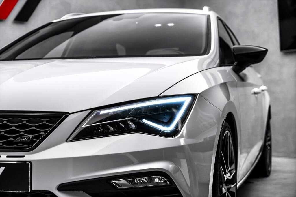 Seat Leon Kombi 2,0 l 221 kw