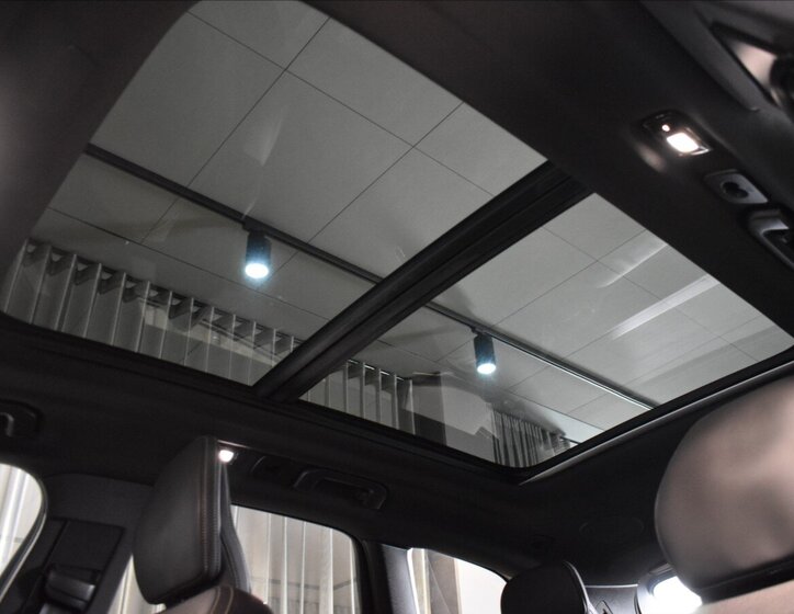 Volvo XC60 SUV / Terénní 2,0 l 184 kw