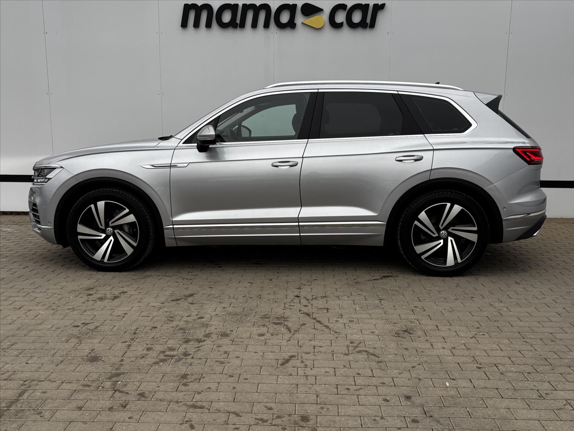 Volkswagen Touareg SUV / Terénní 3,0 l 210 kw