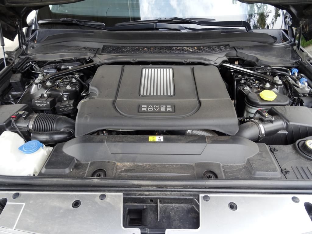 Land Rover Range Rover SUV 4,4 l 250 kw