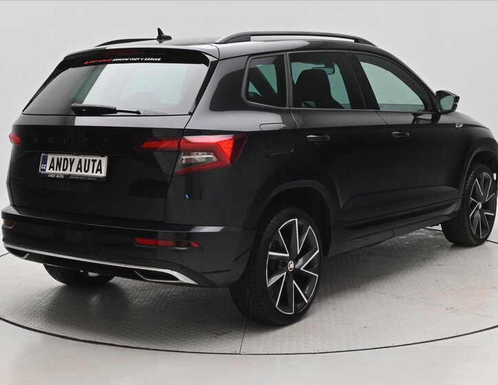 Škoda Karoq SUV 1,5 l 110 kw