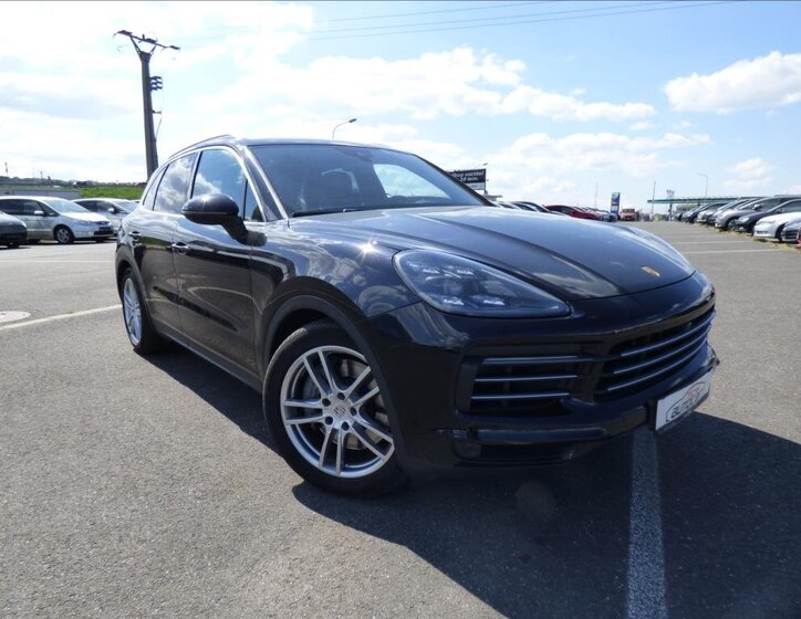 Porsche Cayenne SUV 2,9 l 324 kw