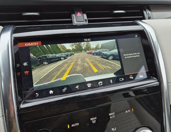 Land Rover Discovery Sport SUV / Terénní 2,0 l 132 kw