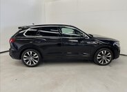 Volkswagen Touareg 3