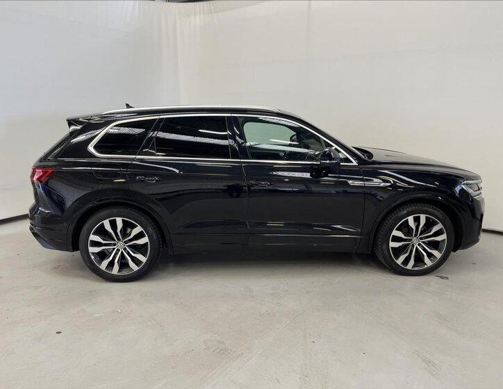 Volkswagen Touareg 3