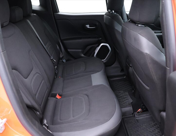 Jeep Renegade SUV / Terénní 2,0 l 103 kw