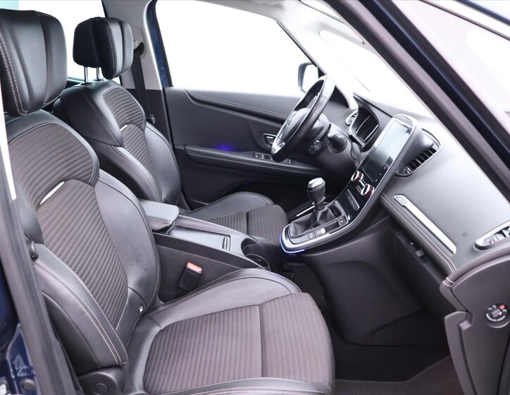 Renault Grand Scénic 12