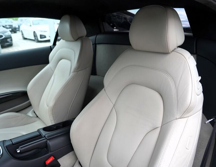 Audi R8 Kupé 4,2 l 309 kw