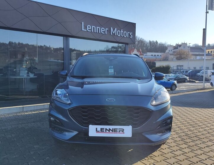 Ford Kuga SUV 1,5 l 110 kw