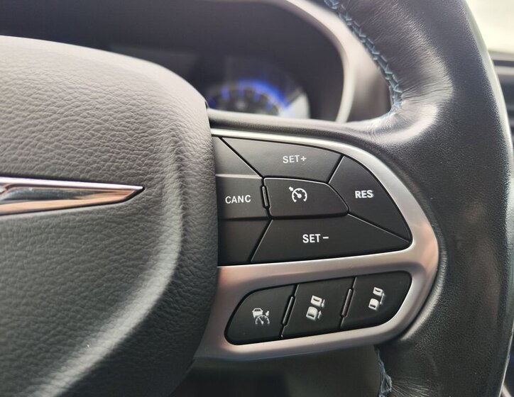 Chrysler Pacifica MPV 3,6 l 214 kw