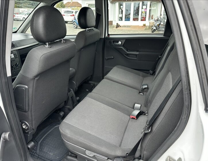 Opel Meriva MPV 1,6 l 77 kw