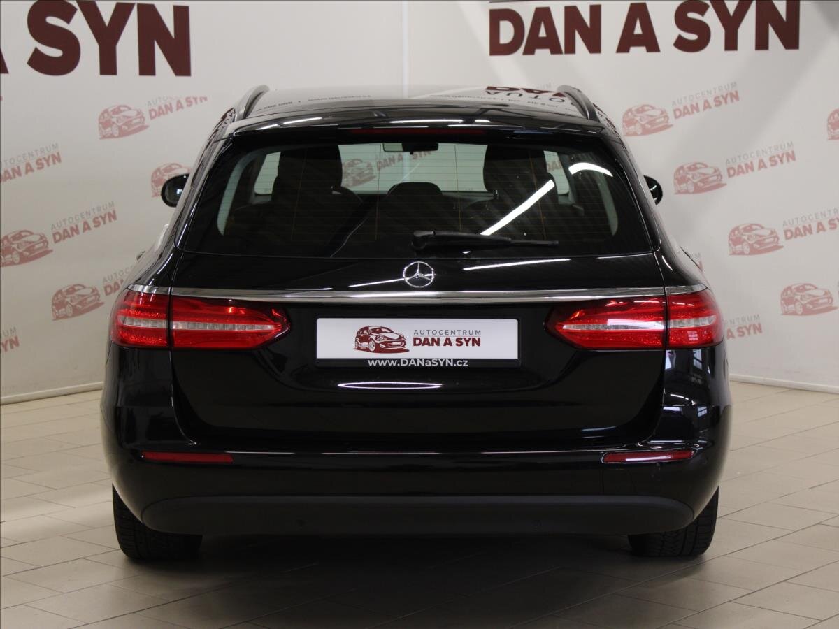 Mercedes-Benz Třídy E