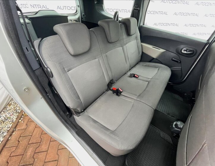 Dacia Lodgy MPV 1,5 l 66 kw