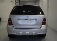 Mercedes-Benz Třídy M SUV 6,2 l 375 kw