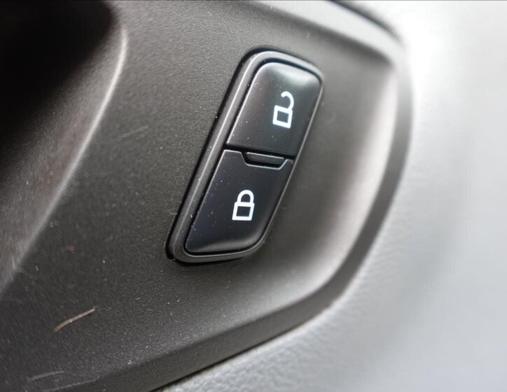 Ford Transit Ostatní 2,0 l 96 kw