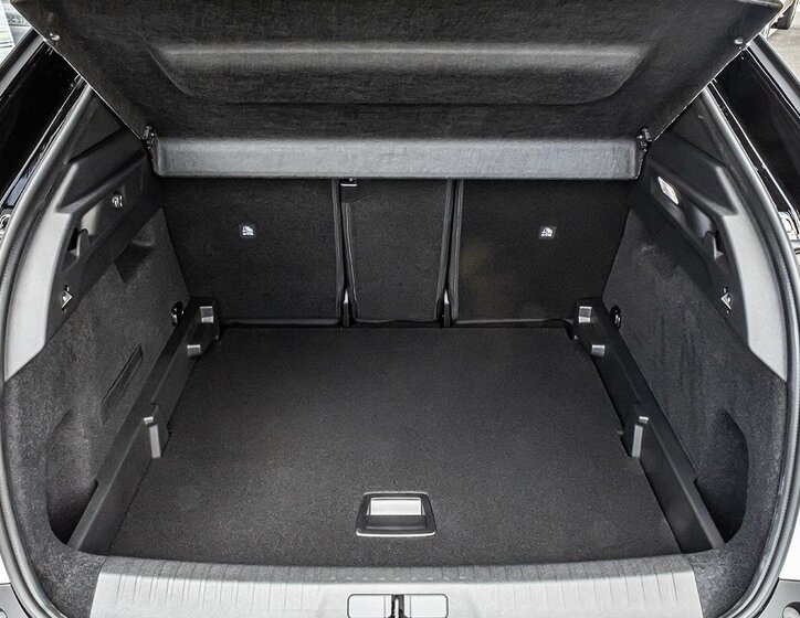 Peugeot 3008 SUV / Terénní 1,2 l 107 kw