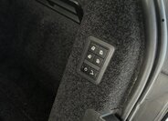 Land Rover Range Rover SUV / Terénní 3,0 l 190 kw