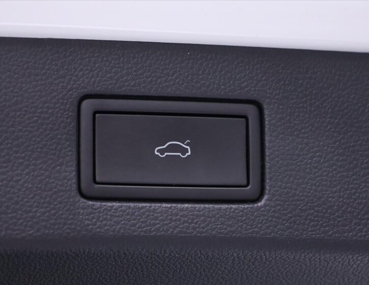 Volkswagen Arteon Kombi 2,0 l 206 kw