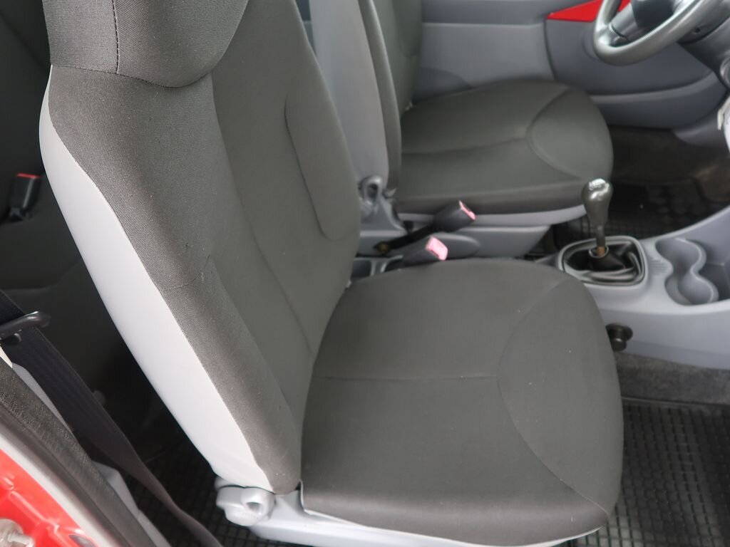 Toyota Aygo Hatchback 998,0 50 kw