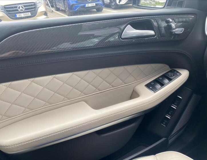 Mercedes-Benz GLS 19