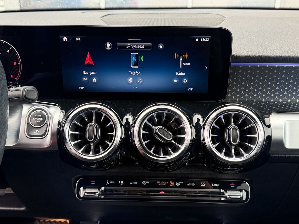 Mercedes-Benz GLB SUV / Terénní 2,0 l 110 kw