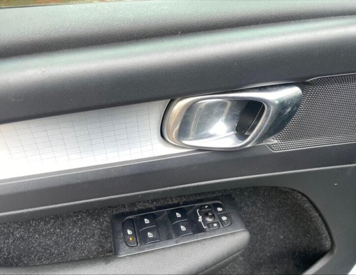 Volvo XC40 11