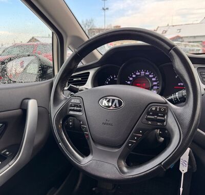 KIA Ceed 11
